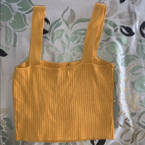 Top - Picture 2 of 2